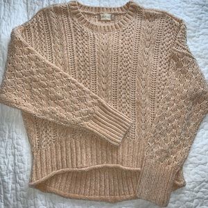 Women’s Small Cropped Altar’d State Sweater in Light Peach/Cream